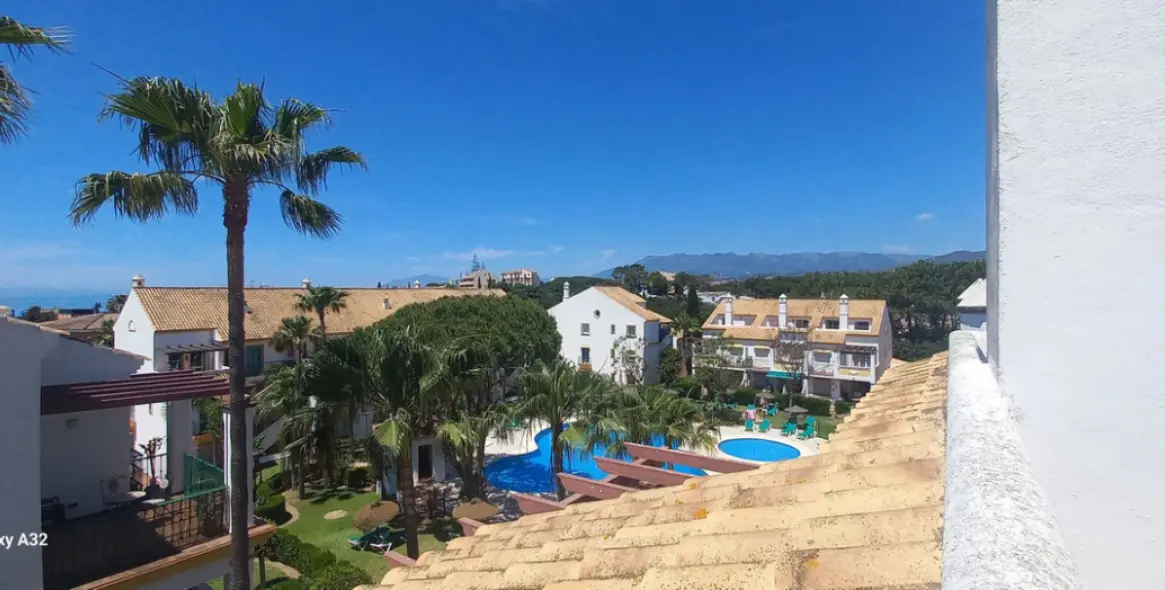 Sale of penthouse duplex in Marbesa 10