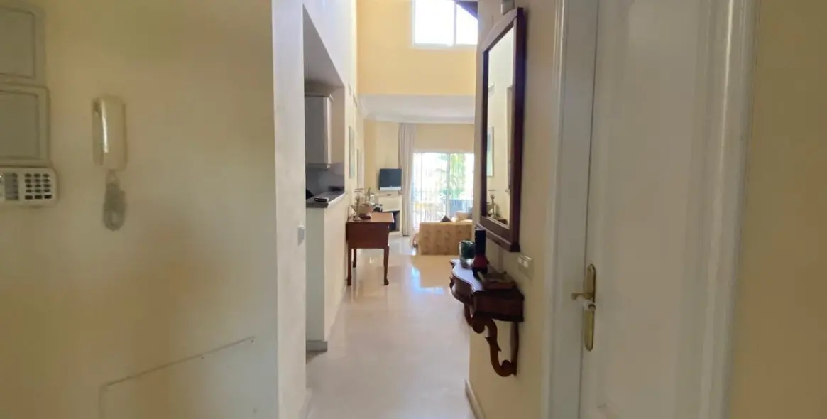 Sale of penthouse duplex in Marbesa 13