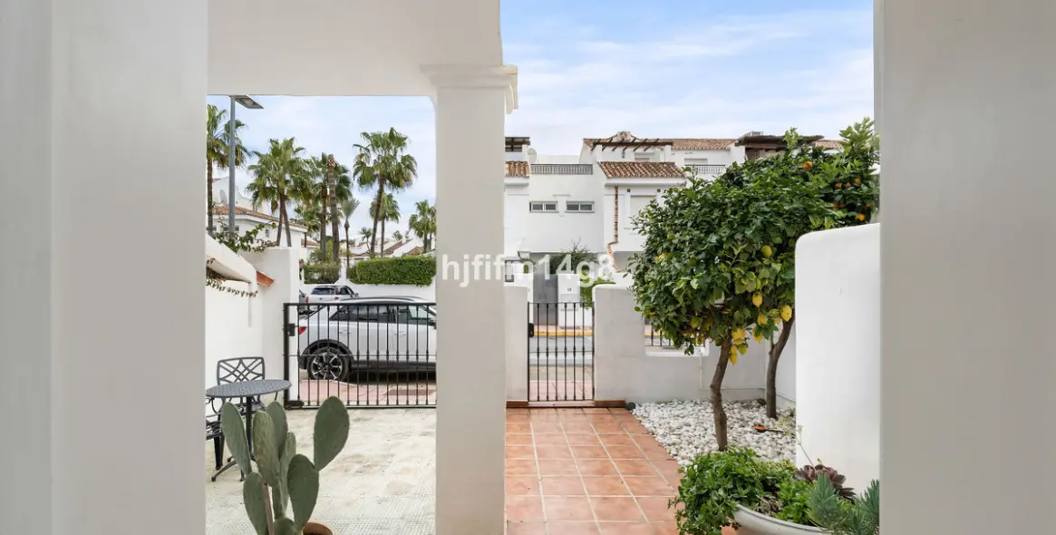 Venta de adosado en Nueva Andalucía 22