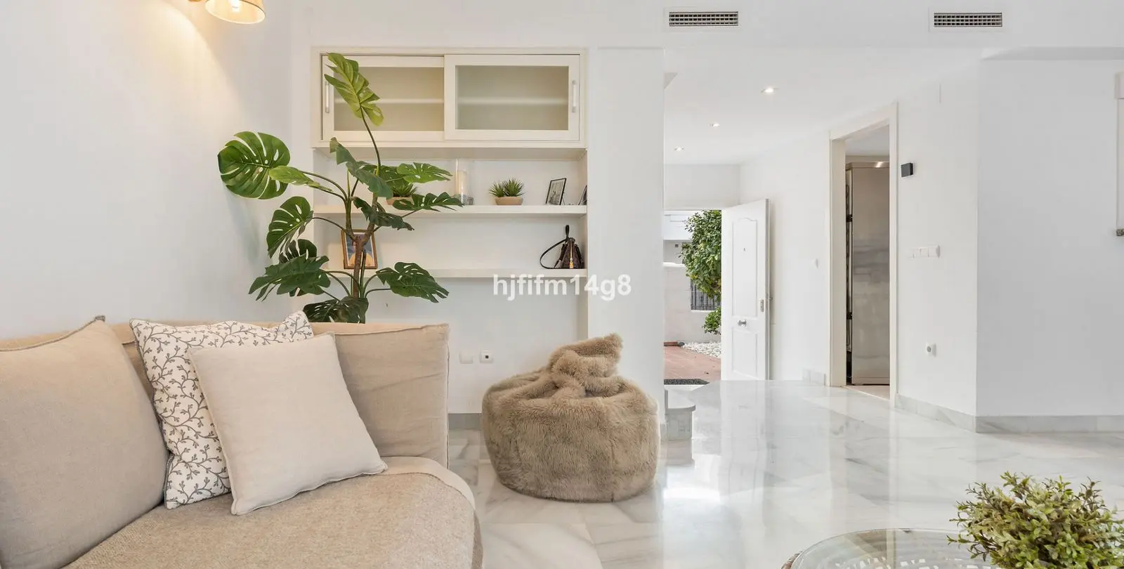 Sale of townhouse in Nueva Andalucía 8