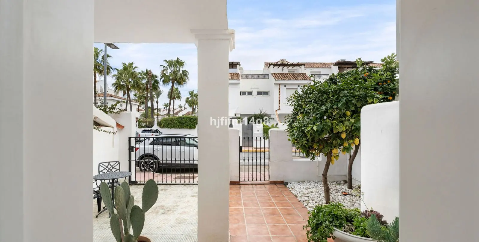 Sale of townhouse in Nueva Andalucía 22