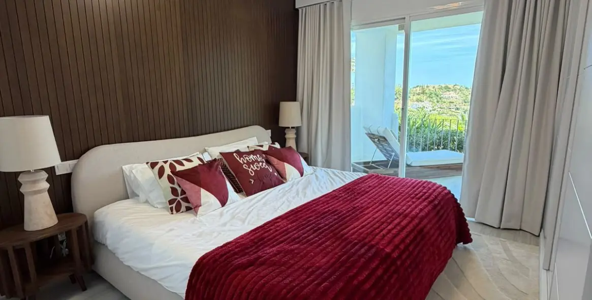 Продажа апартаментов на первом этаже в La Quinta 2