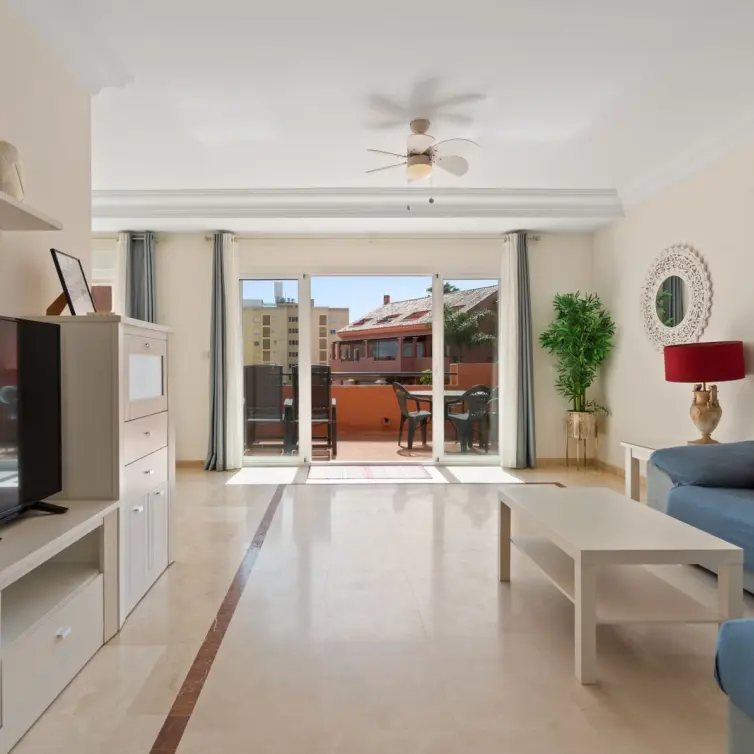Sale of penthouse duplex in Estepona
