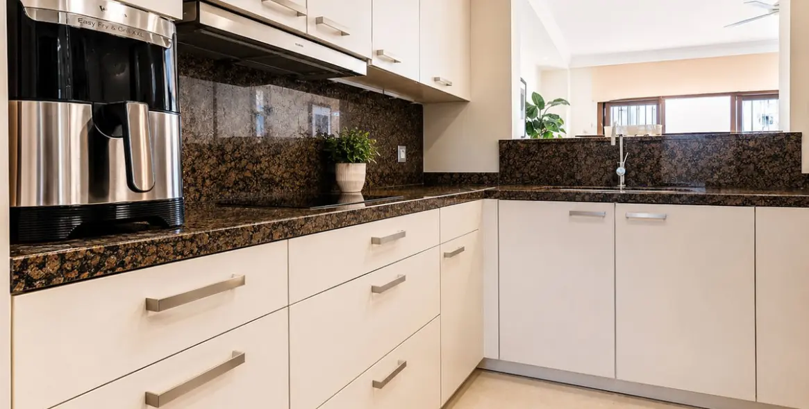 Sale of townhouse in Los Arqueros 7