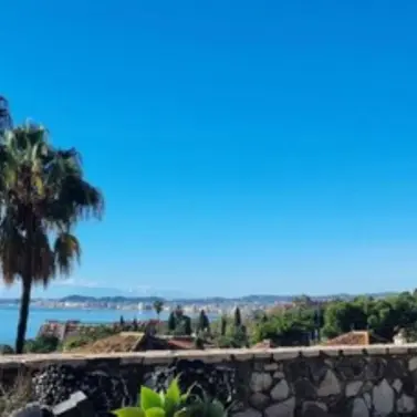 Продажа  отдельно стоящей виллы в Benalmadena