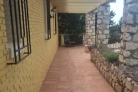 Image 8 thumb
