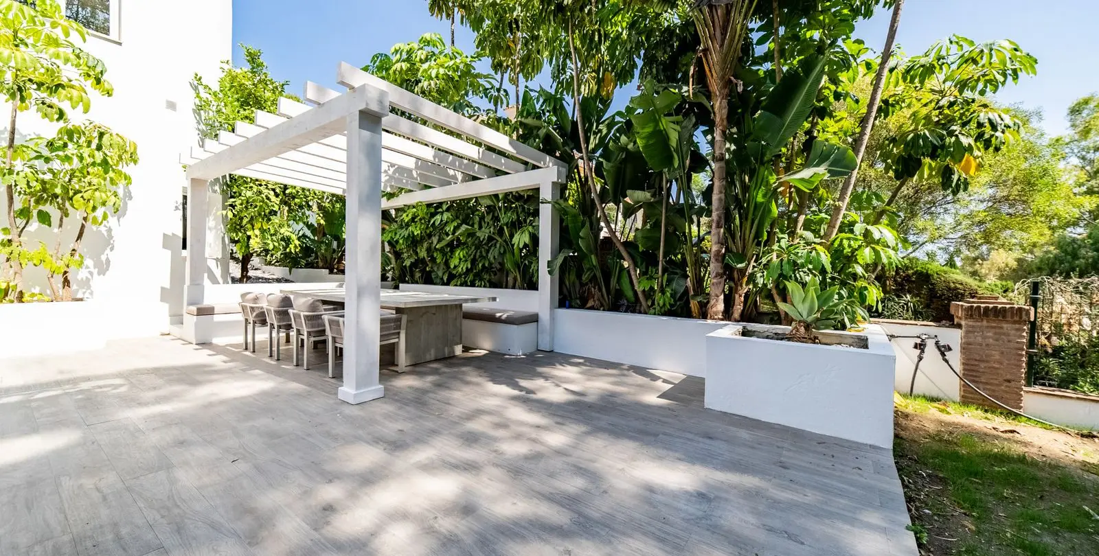 Venta de villa independiente en Nueva Andalucía 22