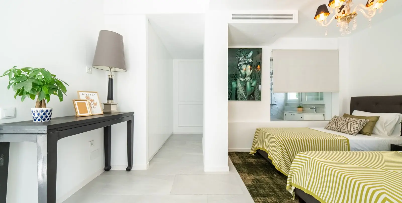 Venta de villa independiente en Nueva Andalucía 32