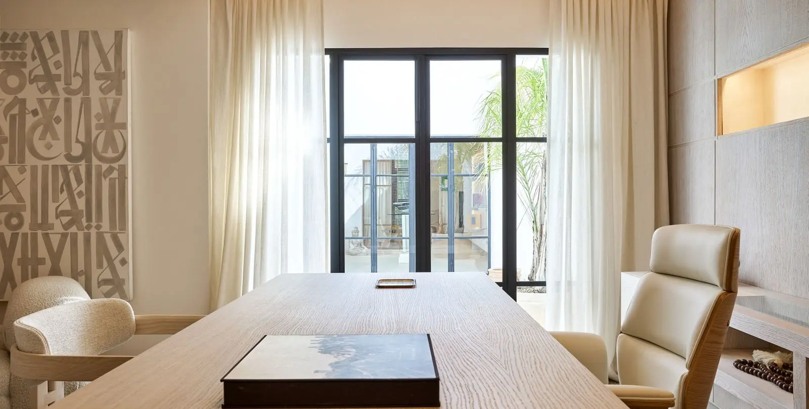 Sale of office in Nueva Andalucía 11