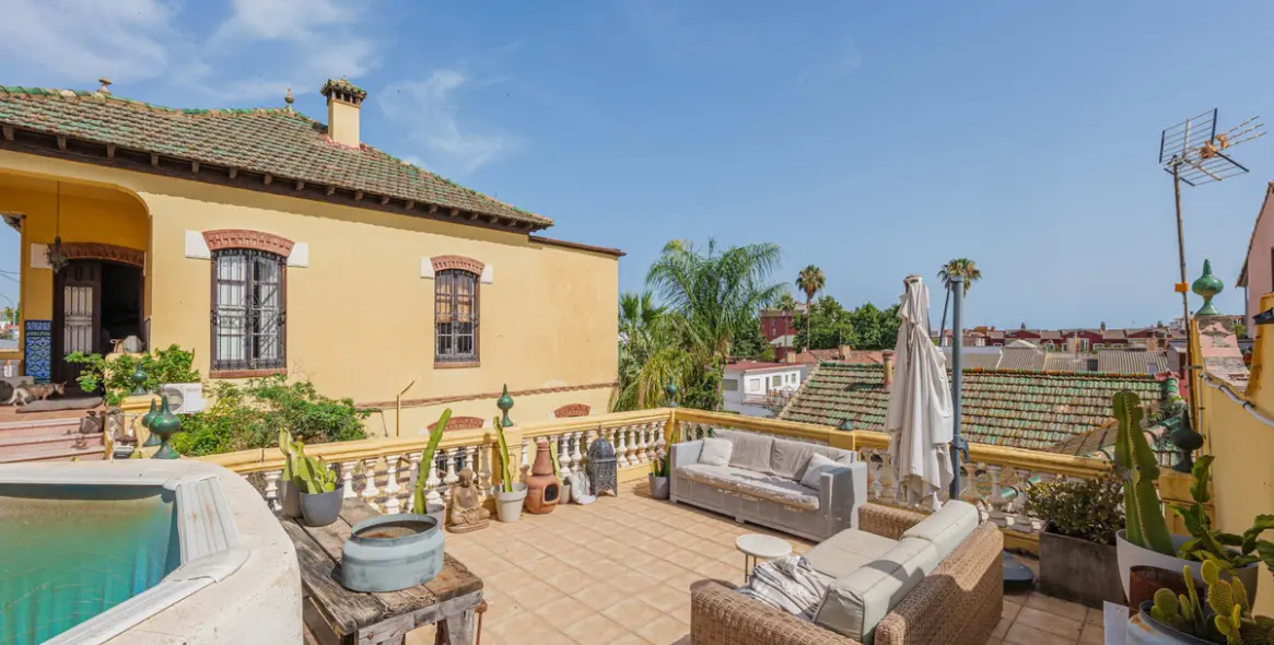 Venta de villa independiente en Málaga Este 1