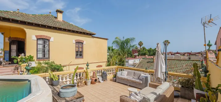Venta de villa independiente en Málaga Este 0