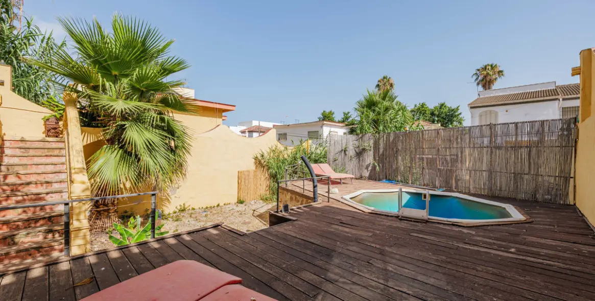 Venta de villa independiente en Málaga Este 21