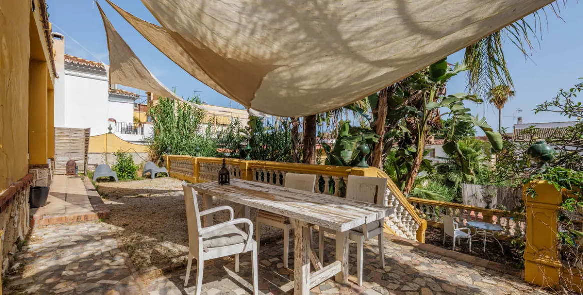 Venta de villa independiente en Málaga Este 28