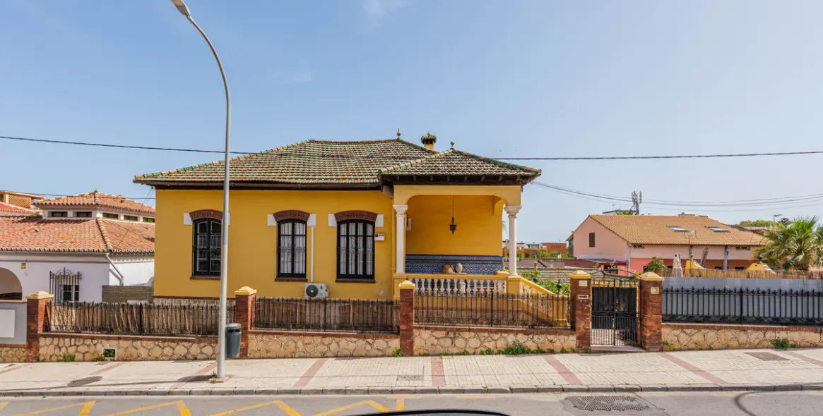 Venta de villa independiente en Málaga Este 51