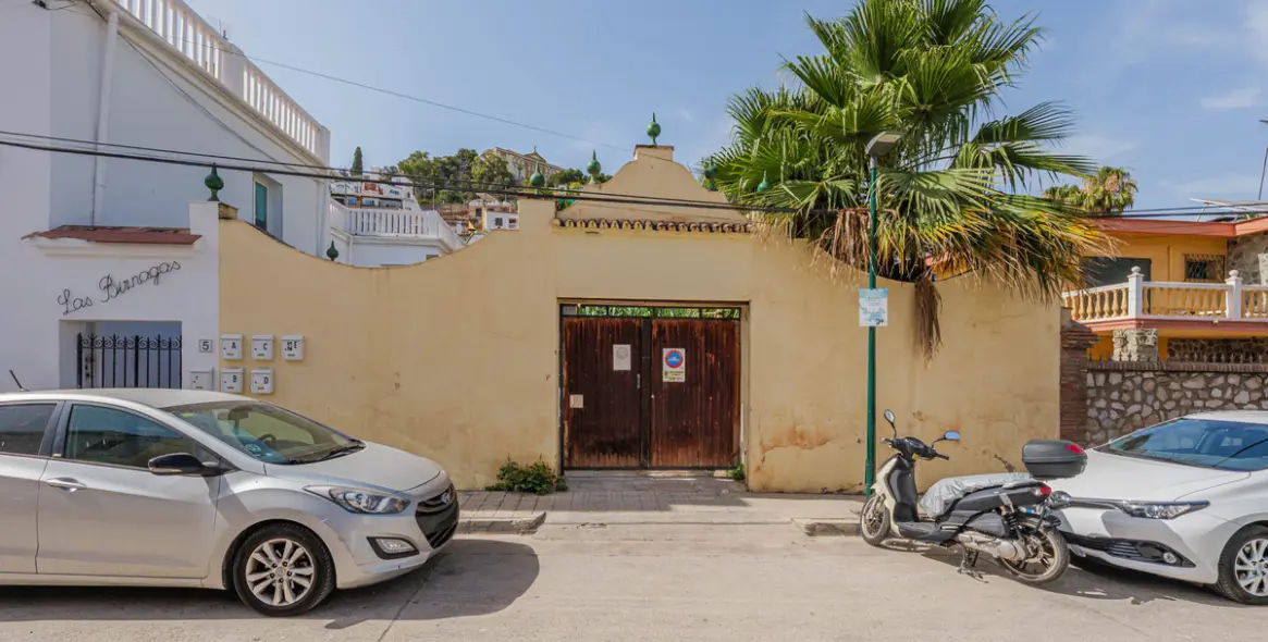 Venta de villa independiente en Málaga Este 55