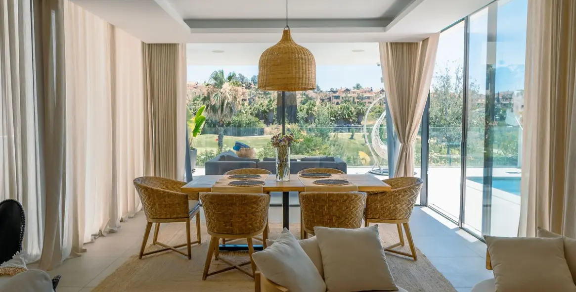 Long-term rent of detached villa in Atalaya 46