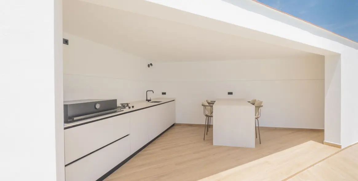 Venta de villa independiente en Atalaya 10