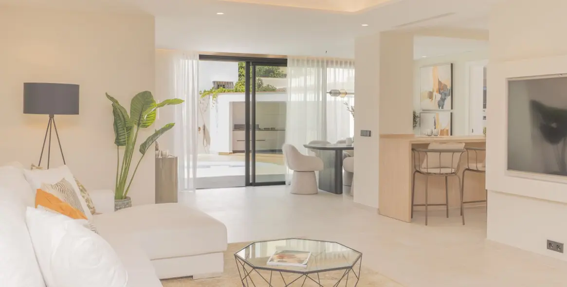 Venta de villa independiente en Atalaya 23