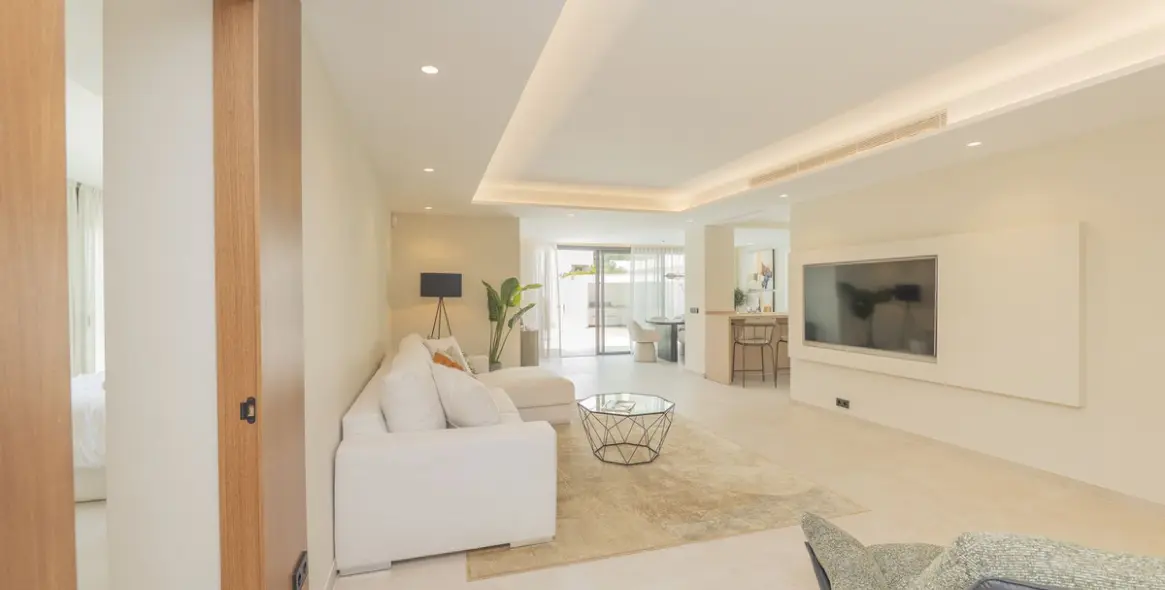 Venta de villa independiente en Atalaya 25