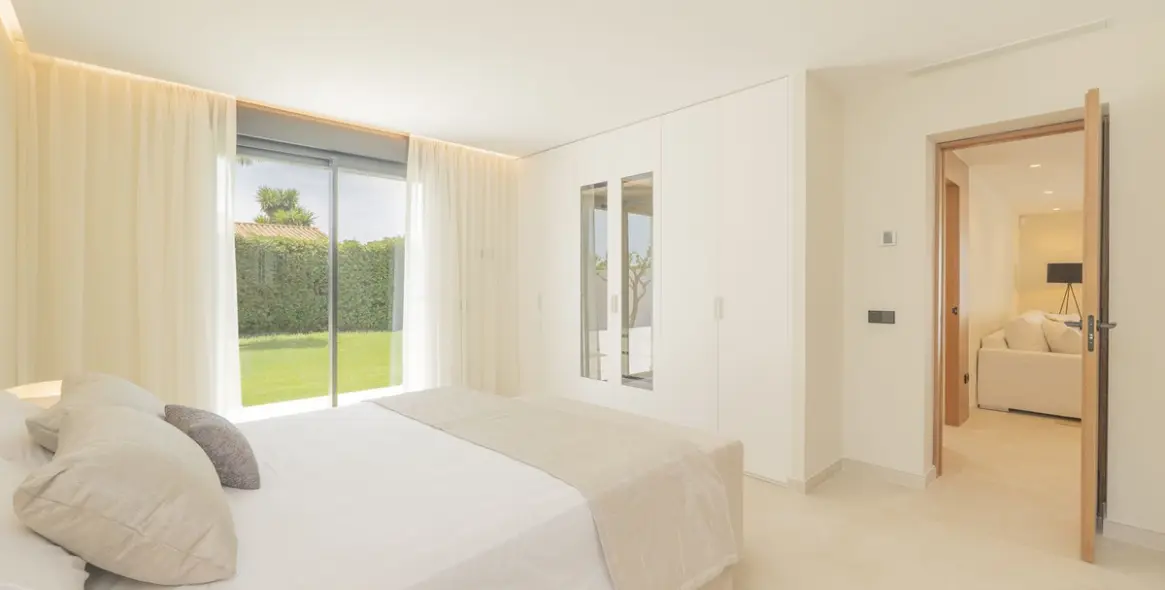Venta de villa independiente en Atalaya 32