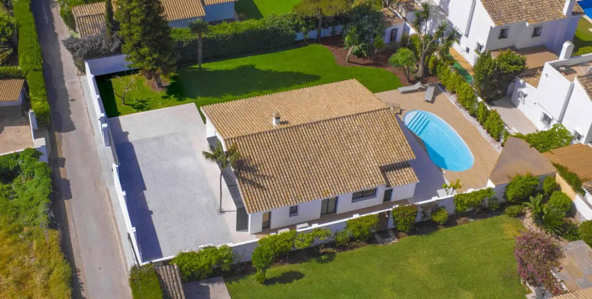 Venta de villa independiente en Atalaya 44