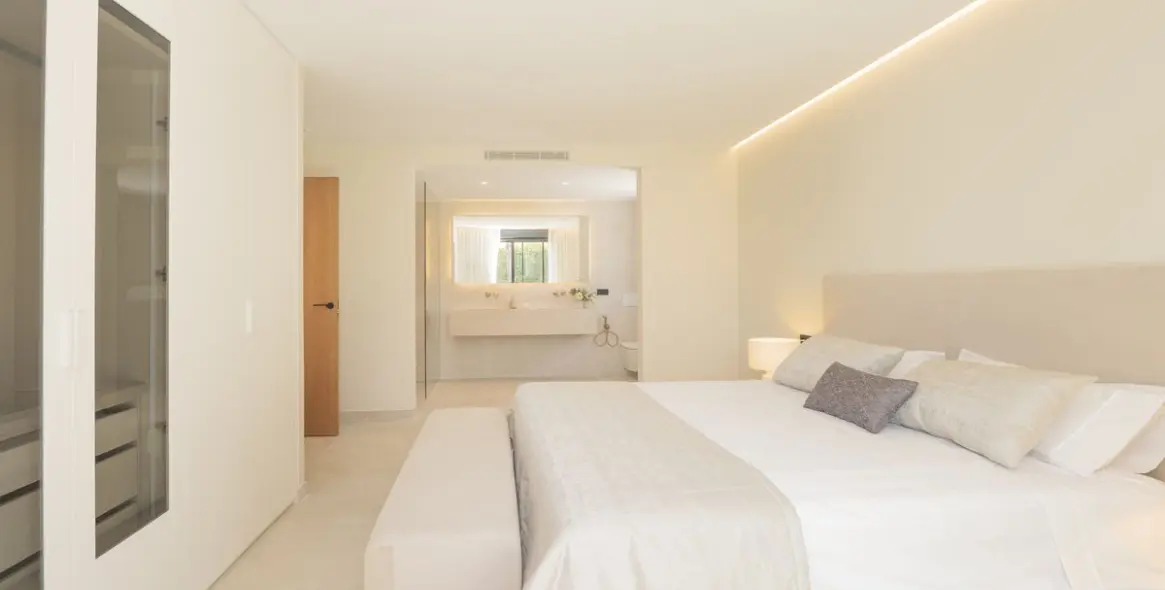 Venta de villa independiente en Atalaya 54