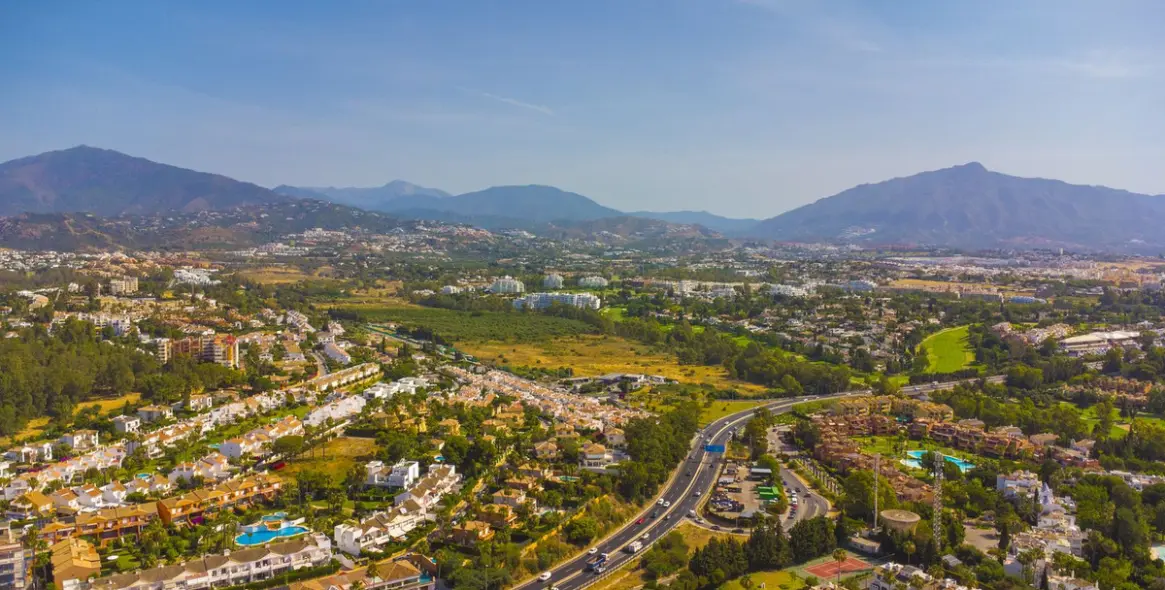 Venta de villa independiente en Atalaya 75