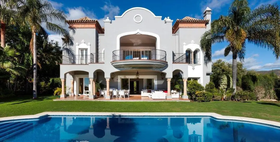 Venta de villa independiente en La Quinta 5