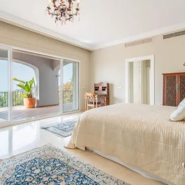 Venta de villa independiente en La Quinta