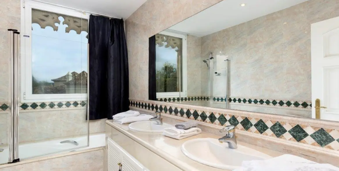 Venta de villa independiente en La Quinta 23