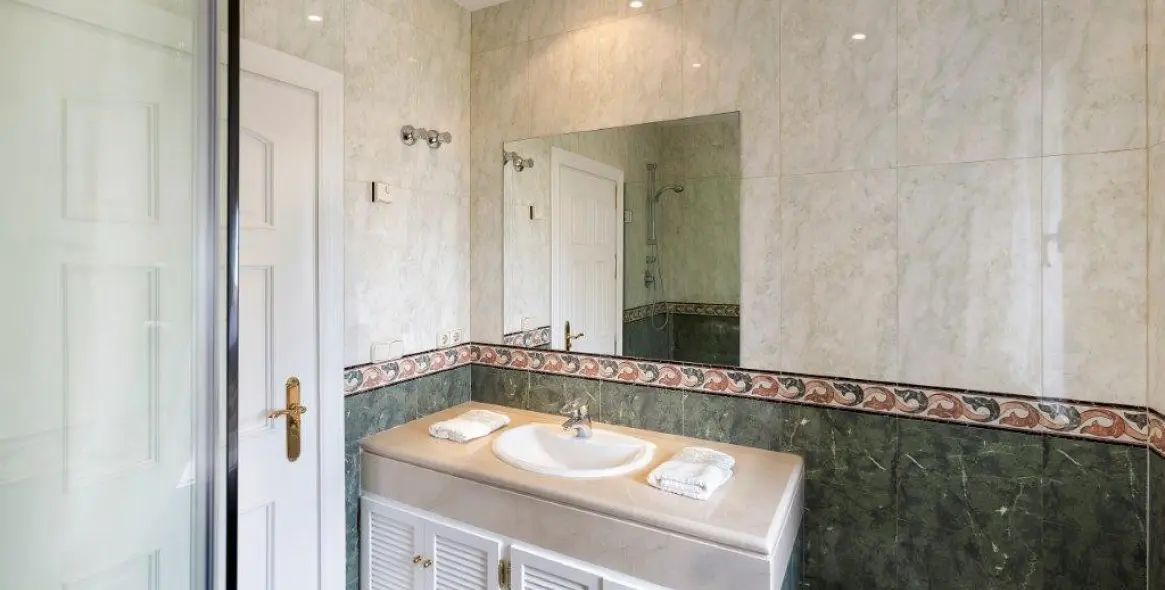 Venta de villa independiente en La Quinta 25