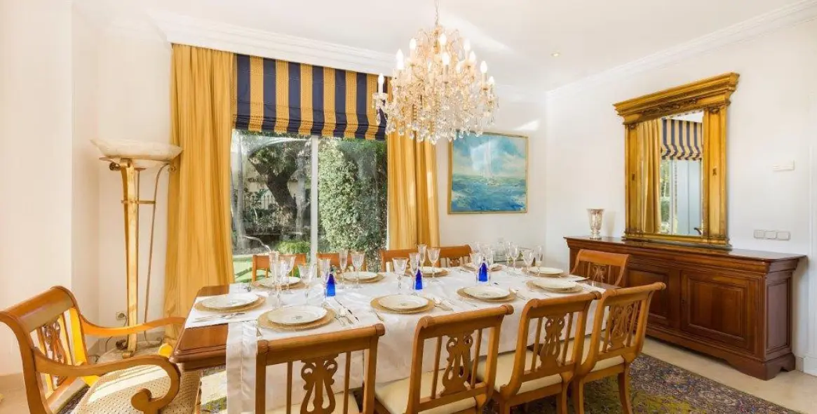 Venta de villa independiente en La Quinta 44