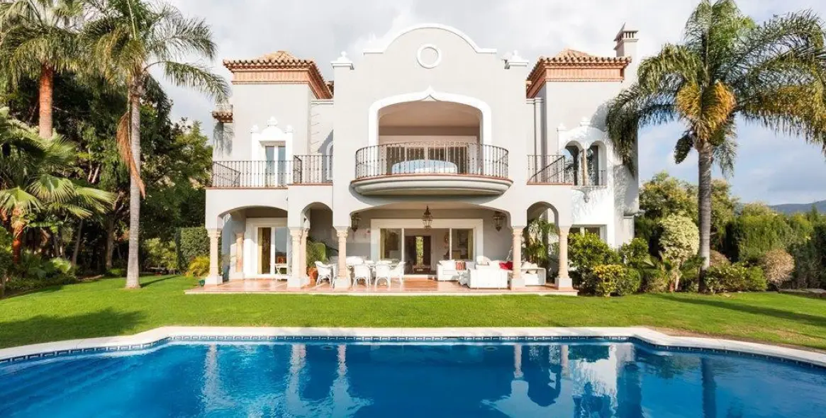 Venta de villa independiente en La Quinta 47