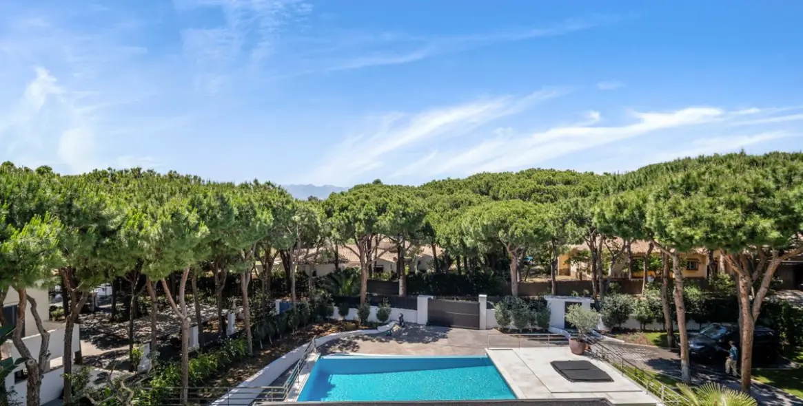 Venta de villa independiente en Las Chapas 6