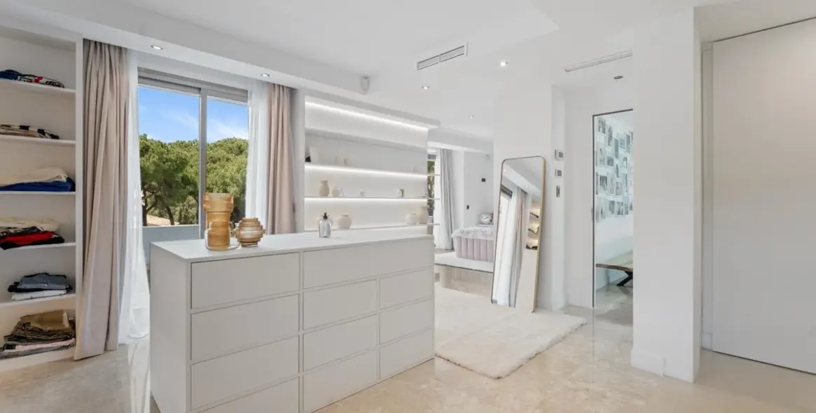 Venta de villa independiente en Las Chapas 32