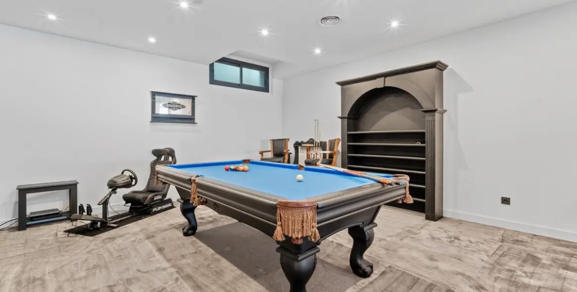 Venta de villa independiente en Las Chapas 41