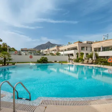 Venta de apartamento en planta baja en The Golden Mile