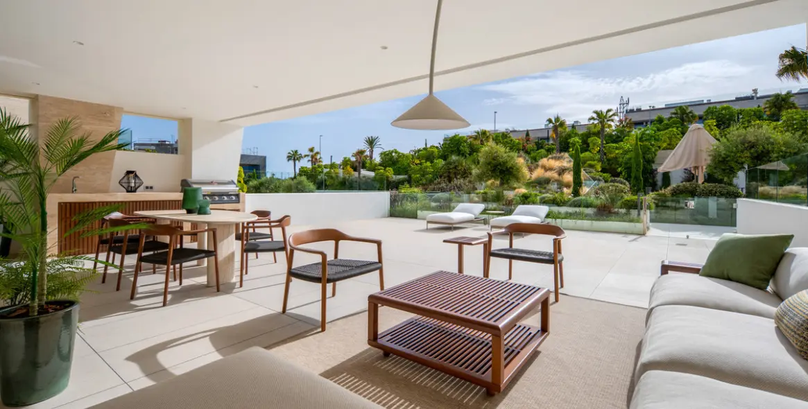 Venta de apartamento en planta baja en The Golden Mile 2
