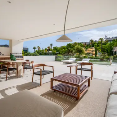 Venta de apartamento en planta baja en The Golden Mile