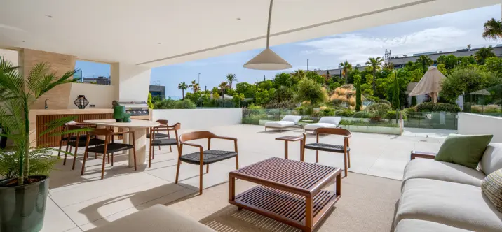 Venta de apartamento en planta baja en The Golden Mile 1