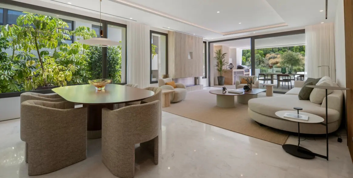 Venta de apartamento en planta baja en The Golden Mile 8