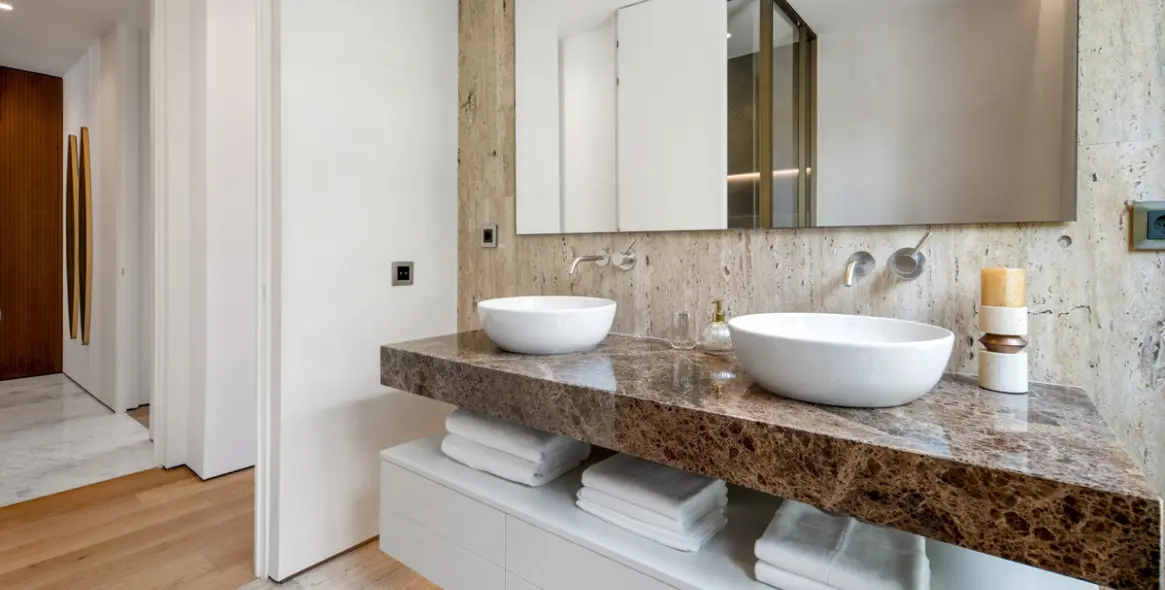 Venta de apartamento en planta baja en The Golden Mile 16