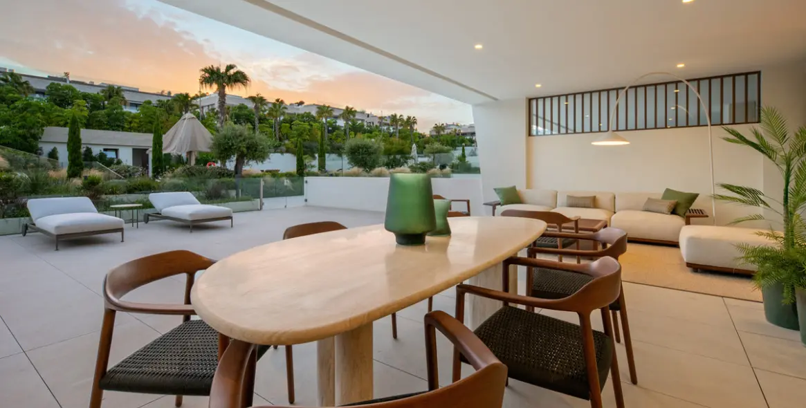 Venta de apartamento en planta baja en The Golden Mile 30