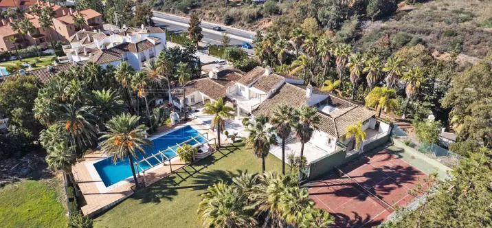 Venta de parcela residencial en Estepona 3
