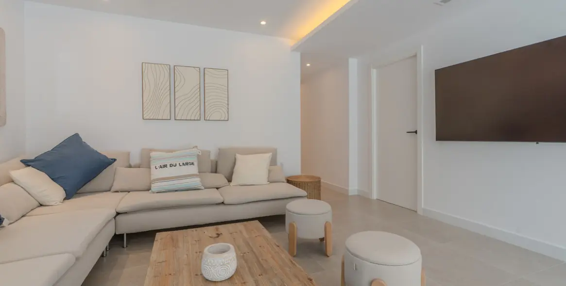 Short-term rent of detached villa in Nueva Andalucía 13