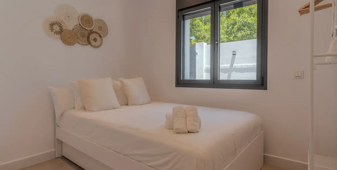 Short-term rent of detached villa in Nueva Andalucía 20