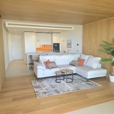 Alquiler a largo plazo de apartamento en planta media en Higueron