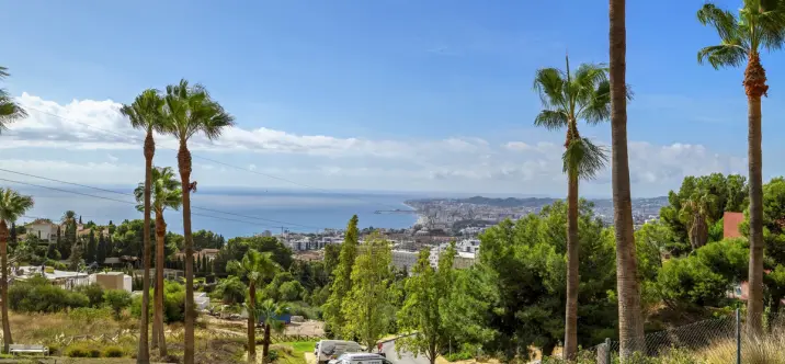 Sale of ground floor apartment in Higueron 1