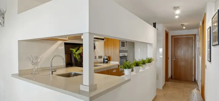 Sale of ground floor apartment in Higueron 4