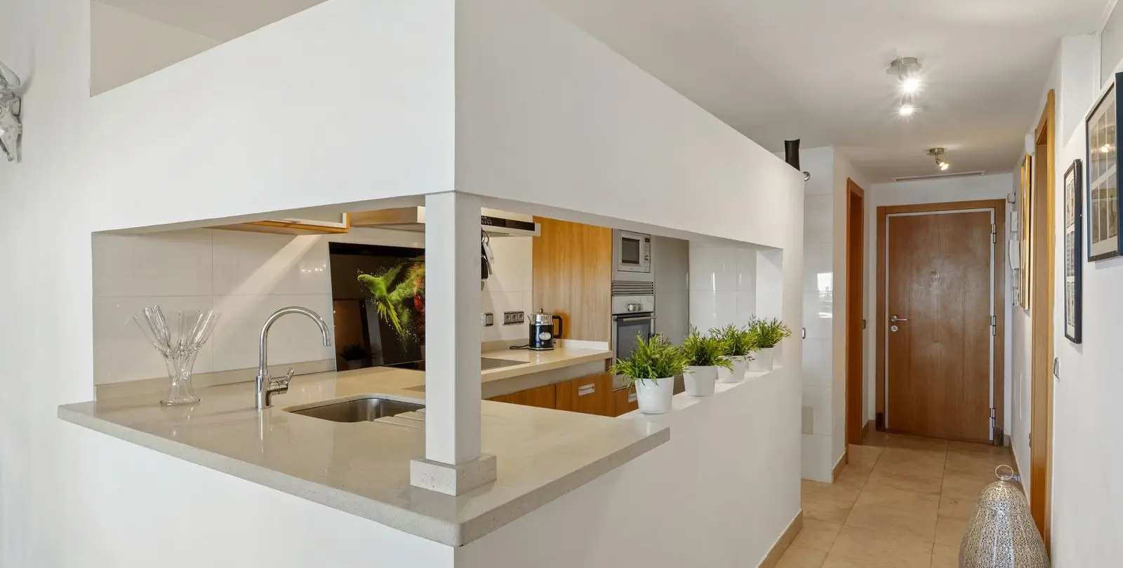 Sale of ground floor apartment in Higueron 5